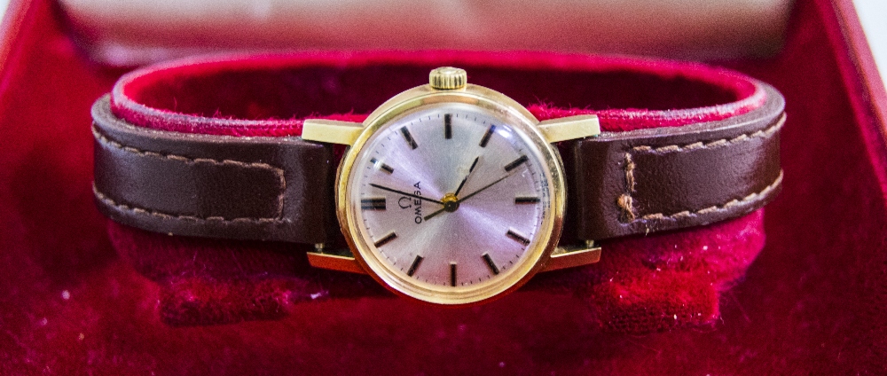 Ladies - Omega 9ct Gold Cased Mechanical Wind Wrist Watch, Fitted to an Omega Leather Strap.