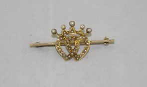 Victorian 15ct Gold Diamond And Pearl Bar Brooch With Central Twin Entwined Hearts Set With Split