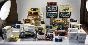 Box Containing a Collection of 17 Corgi Diecast Models comprising 16506, 200, 16508, 16107, C945/4,
