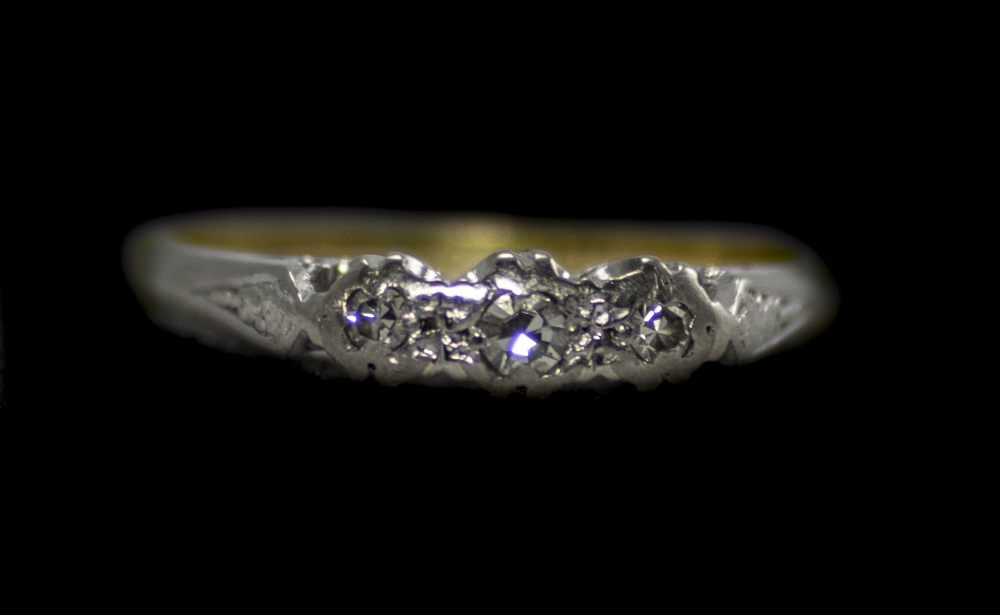 18ct Gold and Platinum 3 Stone Diamond Ring. Marked 18ct and Plat. c.1920's.