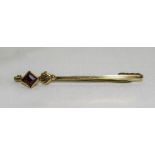 A Victorian 9ct Gold Stone Set Brooch. Marked 9ct. 1.75 Inches In Length.