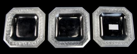 Rene Lalique Set of Three Square Shaped Shallow Glass Dishes, with Daisy Decoration Borders,