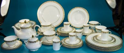 Royal Doulton Fine Bone China ( 62 ) Pie