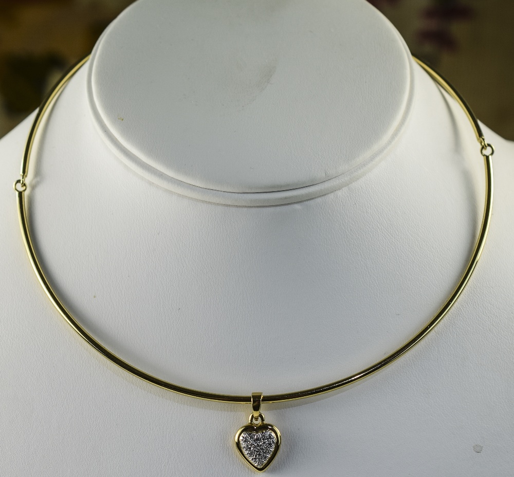 Ladies 18ct Gold Torque Necklace With Heart Shaped Diamond Set Pendant Drop. Gross Weight 11 Grams.