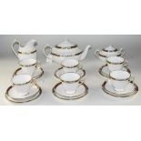 Spode Fine Bone China ( 20 ) Piece Tea Set ' Richmond ' Pattern Y8382.