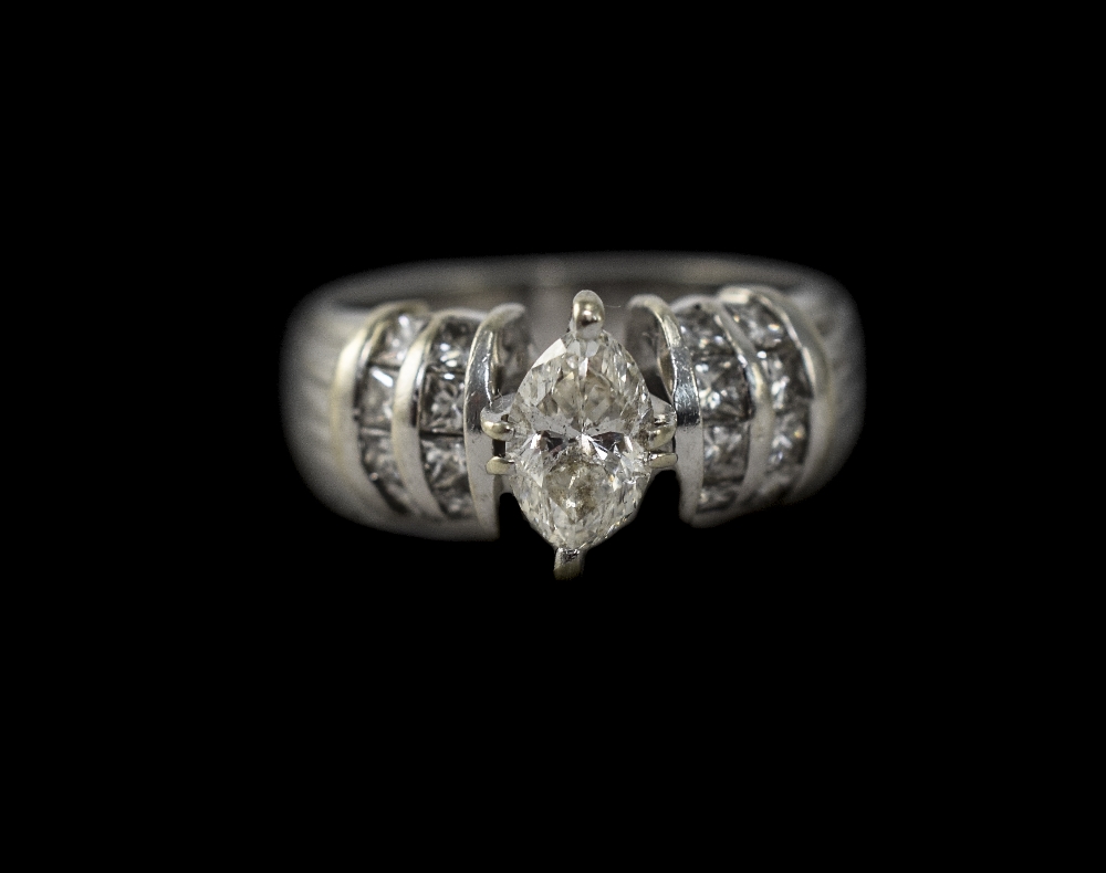 18ct White Gold Set Single Stone Diamond Marquise Cut Ring.