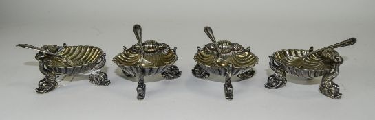 Victorian - Very Fine and Heavy Silver Plated Set of 4 Sea Shell Shaped Salts, Each Raised on 3