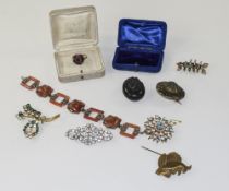 Small Mixed Lot Of Costume Jewellery Comprising Brooches, Some Set With Diamante,