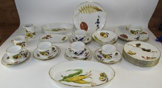 Royal Worcester 34 Piece Part Coffee and Dinner Service ' Wild Harvest ' Pattern. Comprises 4