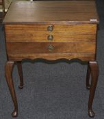 Mid 20thC Mahogany Effect Cutlery Table 3 Red Velvet Lined Drawers Raised On Cabriole Legs,