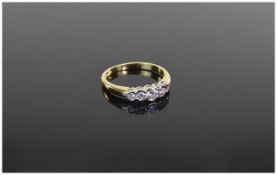 18ct Gold Set 5 Stone Diamond Ring. Fully Hallmarked.