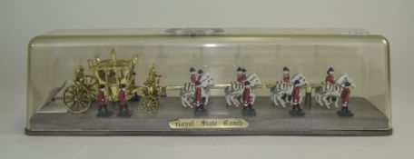 1977 Queens Silver Jubilee Royal State Coach In Perspex Case,