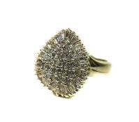 18ct White Gold Diamond Cluster Ring Pea