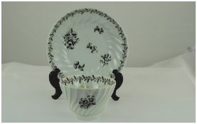English Early Porcelain Tea Bowl and Sau