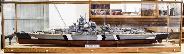 Hachette - Large and Impressive Hand Built Model,