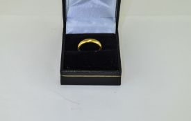 22ct Gold Wedding Band. Fully Hallmarked. 4.2 grams.