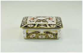 Royal Crown Derby Lidded Trinket Box. Pattern Num 2451. Date 1905 - 1910. 4.5 Inches Wide.