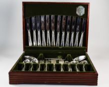 Butler Fine Boxed Canteen of Cutlery ( 44 ) Pieces. All Pieces are In Excellent Condition.