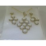 White Faux Pearl and Crystal Pendant Nec