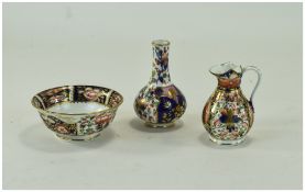 Derby - Early 19th Century Collection of Small Items.