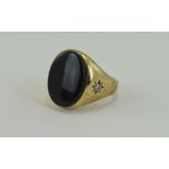 Gents Heavy 9ct Gold Onyx Set Dress Ring. Fully Hallmarked for 9ct Gold. Excellent Condition.