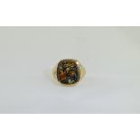 Gents 9ct Gold Heavy Set Large Bloodstone Dress Ring. Fully Hallmarked. Excellent Condition. 10.