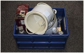 Mixed Lot comprising glass decanters, drinking glasses.