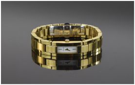 Ladies Yellow Metal Gucci Wristwatch. Quartz movement numbered 4600L.