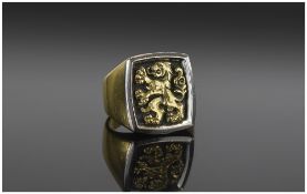 Gents Heavy 18ct Gold Heraldic Dress Ring. Features lion pasent in relief to front panel.