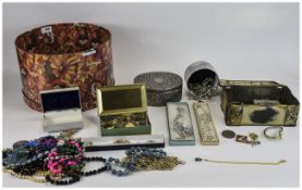 Hat Box containing a collection of miscellaneous costume jewellery comprising beads,