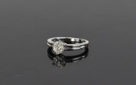 18 Carat White Gold Diamond Ring, three interlocking diamonds to form a round brilliant. Spreads .