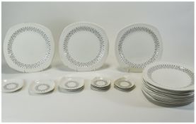 Midwinter Stylecraft Pattern Trellis Contemporary Table Ware (22) pieces in total.