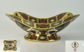 Royal Crown Derby Imari Impressive Twin Handle and Shaped Centre Piece / Bowl.