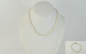 Ladies Single Strand Cultured Pearl Necklace and Matching Bracelet Both with 9ct gold clasps