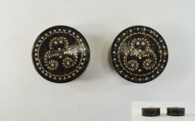 William IV Pair of 19th Century Tortoiseshell Circular Lidded Trinket Boxes,