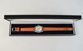 A Working Ladies ' Rave ' Wristwatch On