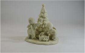 Snowbabies Figurine Boxed figurine featuring Snow Babies decorating a Christmas tree,