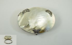 George III Silver and Mother of Pearl Magnifying Glass. c.1790.