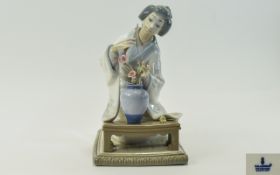 Lladro Figurine ' Oriental Girl ' Model