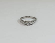 18ct White Gold Set 3 Stone Diamond Ring,