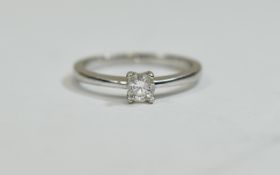 18ct White Gold Set Single Stone Diamond