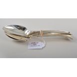 Set of six Victorian tablespoon, Old English pattern with engraved crest, Charles Boyton,