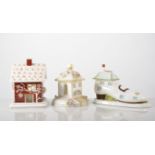 Coalport bone china cottage, Anne Hathaways cottage, 18cm and fifteen others, (16).