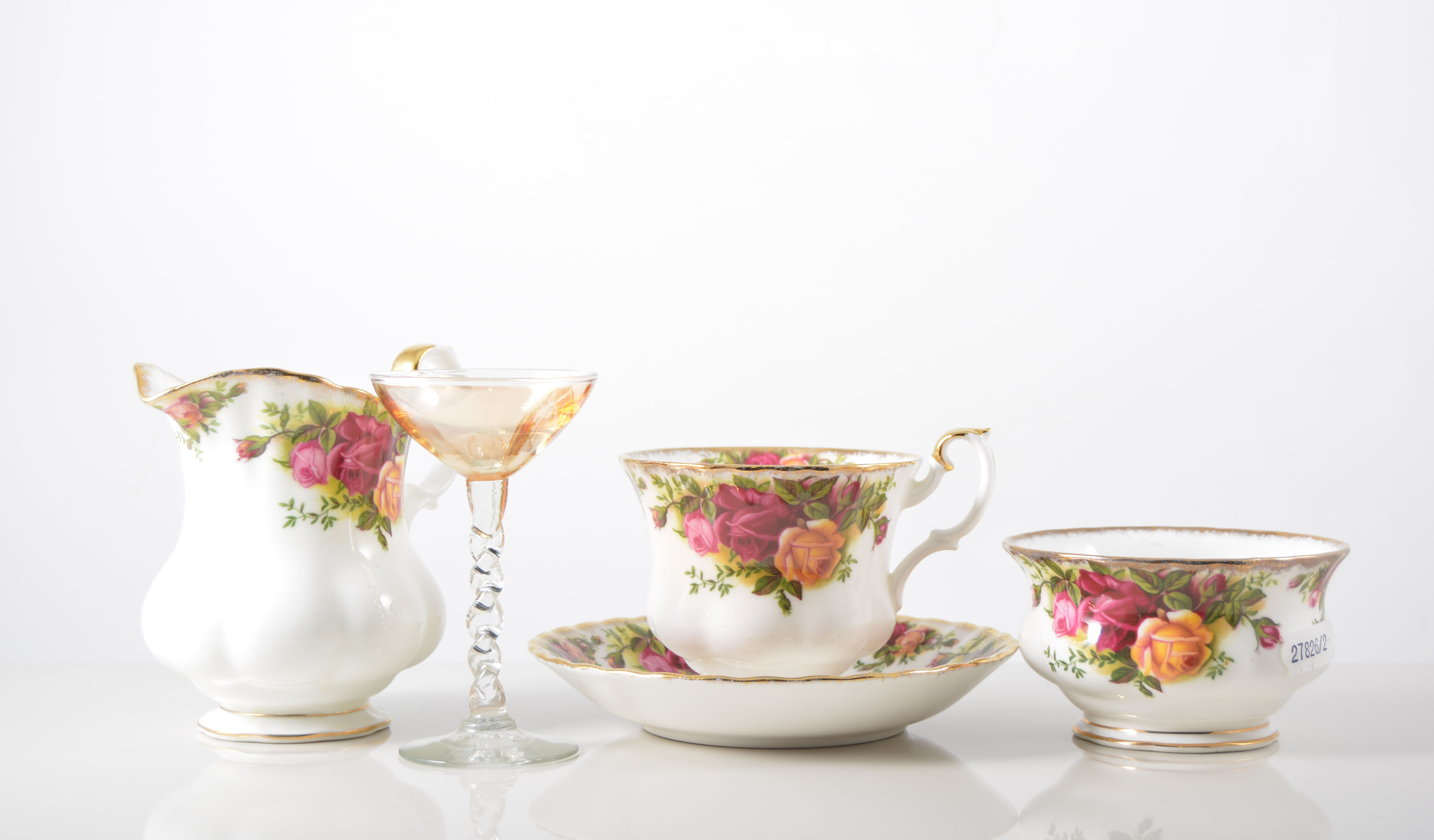 Royal Albert "Old Country Roses" teaware, consisting of six cups, six saucers,