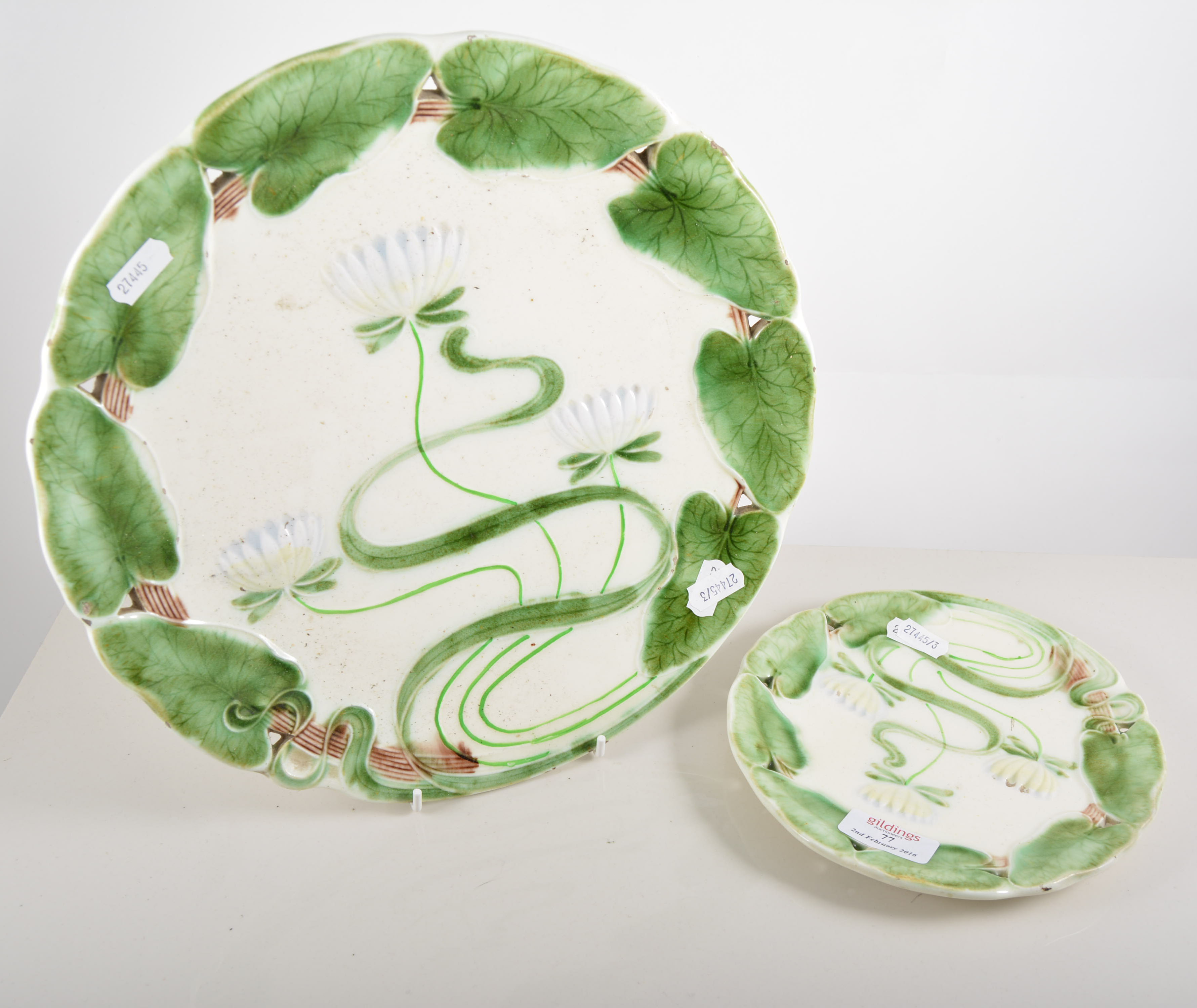 French Majolica Art Nouveau style part service, decorated with water lilies, comprising a platter,