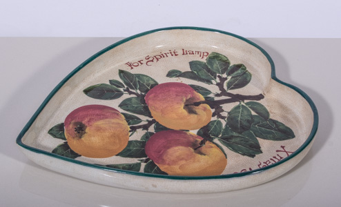 A Wemyss heart shape tray,