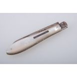 A silver fruit knife, mother-of-pearl case with a silver blade, 9cm, hallmarked Sheffield 1896,