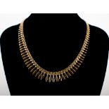 9 carat yellow gold fringe necklace, graduating polished links,