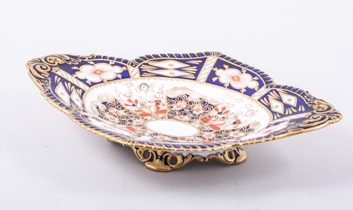 Royal Crown Derby bone china lozenge shape dish, 1912, Imari pattern, quadrefoil outline, - Image 2 of 2
