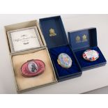 Halcyon Days enamels: A collection of gift boxes, together with Limoges and other boxes.